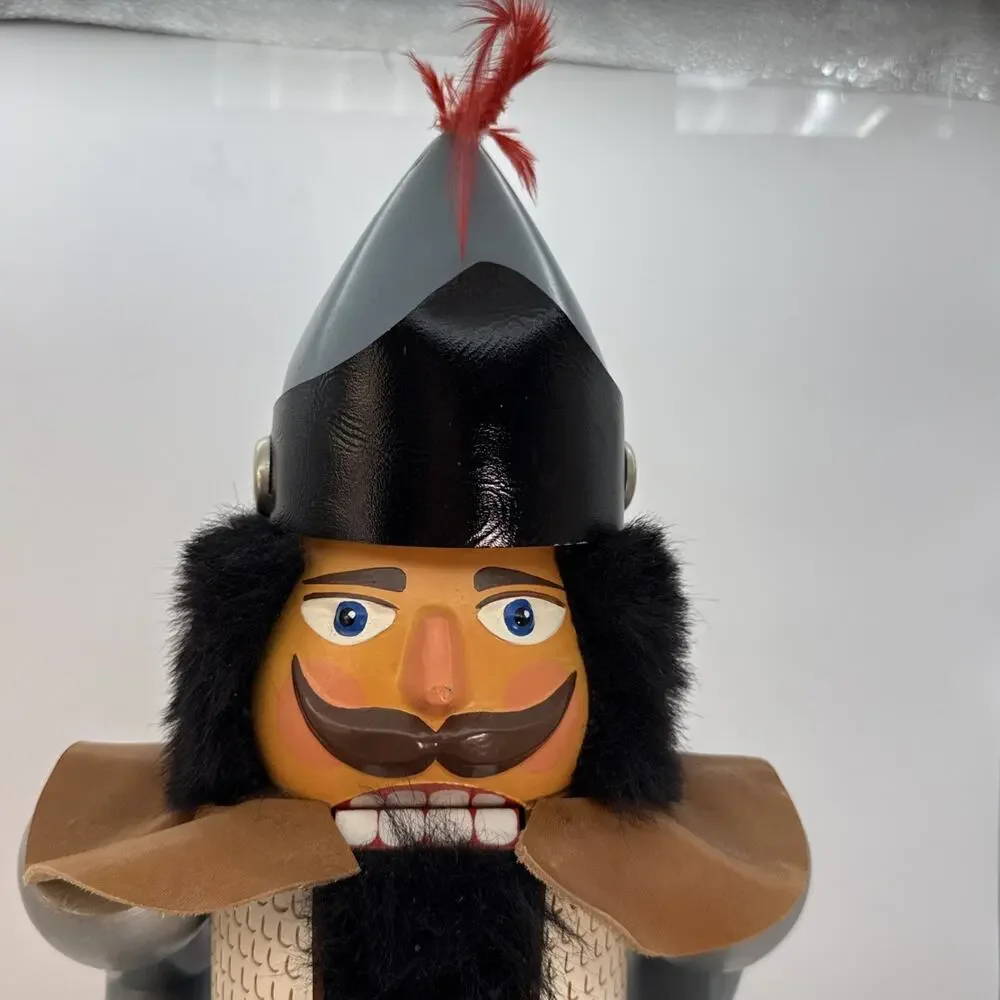 HUGE! ERZGEBIRGE VEB Hodrewa Rothenthal Nutcracker German Guard Soldier 24”
